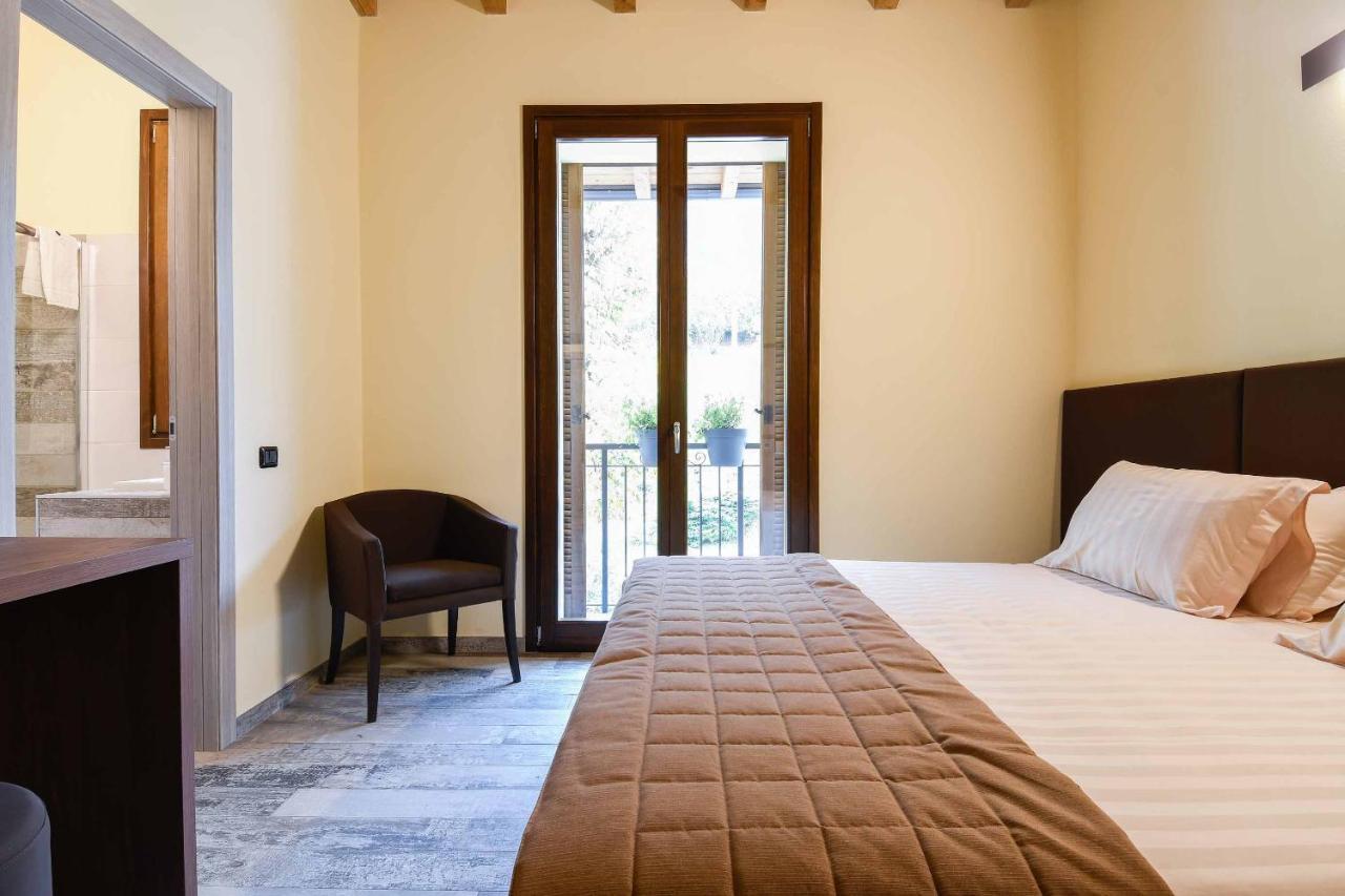 Agriturismo Ippolita Lucchetti Cene Ngoại thất bức ảnh
